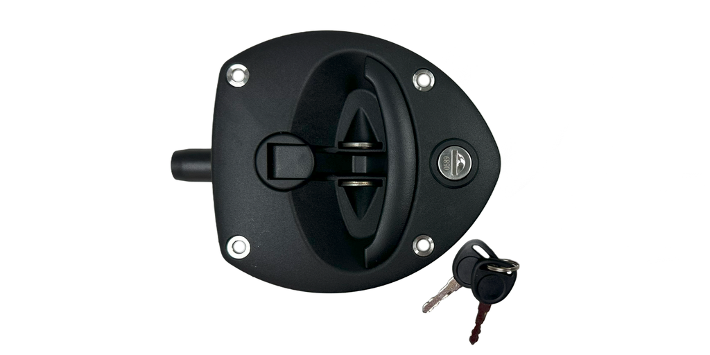 CERRADURA TIPO "U" NEGRO/NEGRO CON LLAVE, (CON ORIFICIOS)